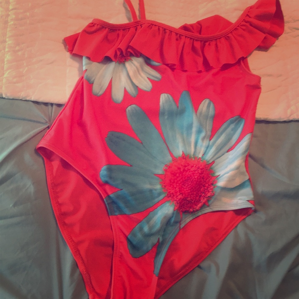 Girls one piece swimsuit